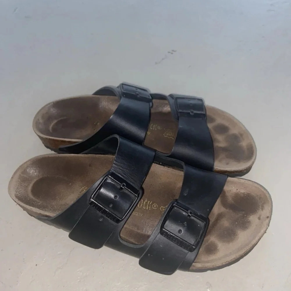 BIRKENSTOCK Arizona Women 2-strap Sandals Black Leather Size 39 250 L8 M6 US-8 - Picture 4 of 8